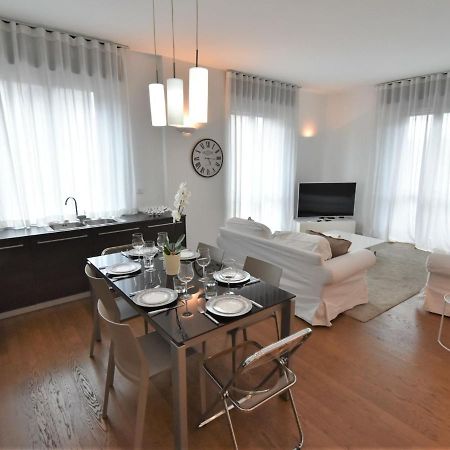 Apartment Corso Genova Apartment By Interhome Милан Экстерьер фото