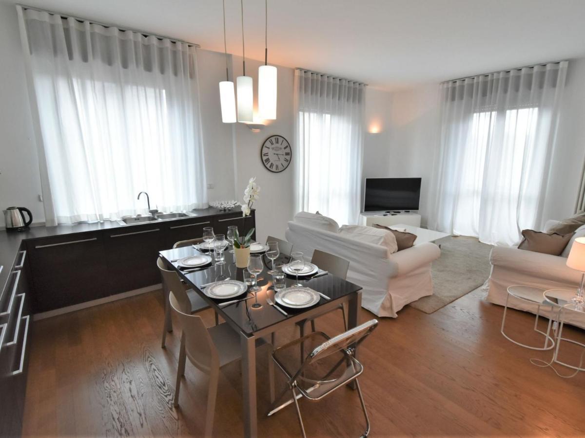Apartment Corso Genova Apartment By Interhome Милан Экстерьер фото