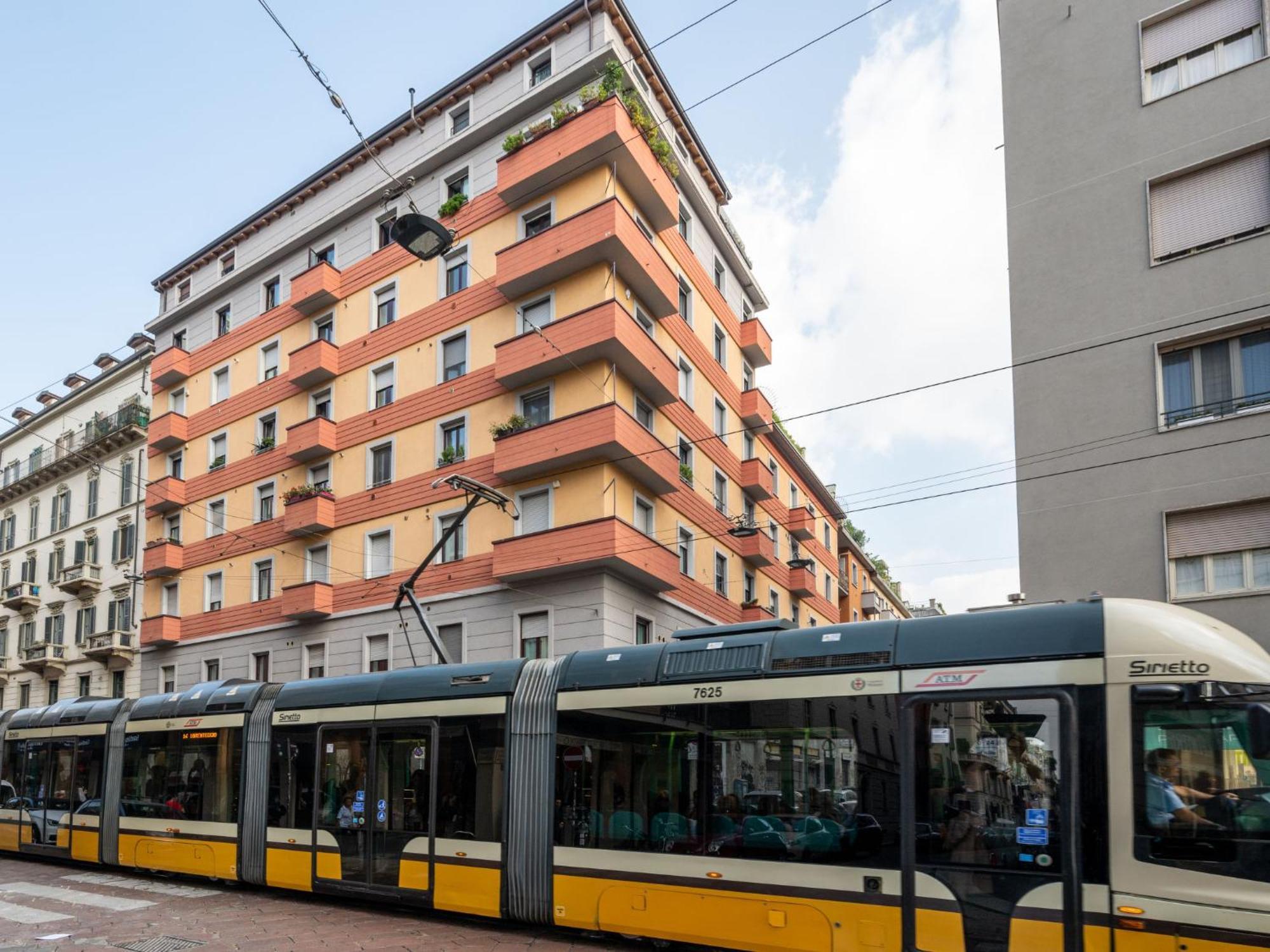 Apartment Corso Genova Apartment By Interhome Милан Экстерьер фото